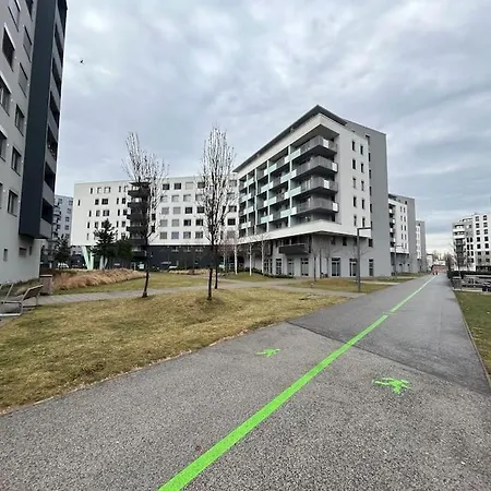 Modern In Nuppu Complex With Free Parking Pressburg