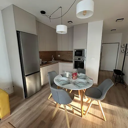 Modern In Nuppu Complex With Free Parking * Pressburg
