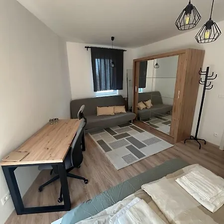 Modern In Nuppu Complex With Free Parking Pressburg