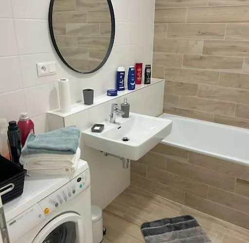 Appartement Modern In Nuppu Complex With Free Parking